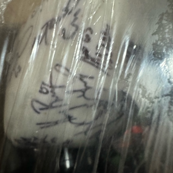 Signed ball - Picture 4 of 4